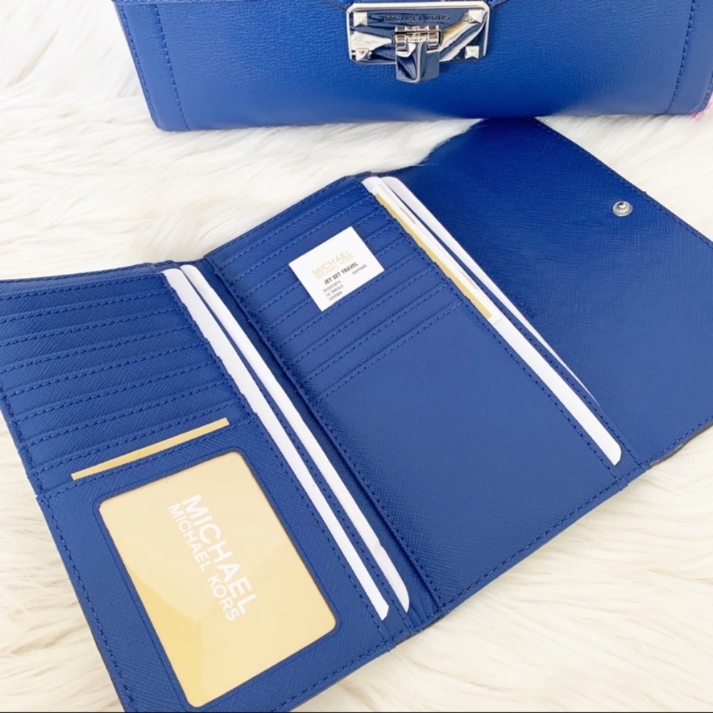 SOLD NWT MICHAEL KORS BAG & WALLET - Picture 7 of 8